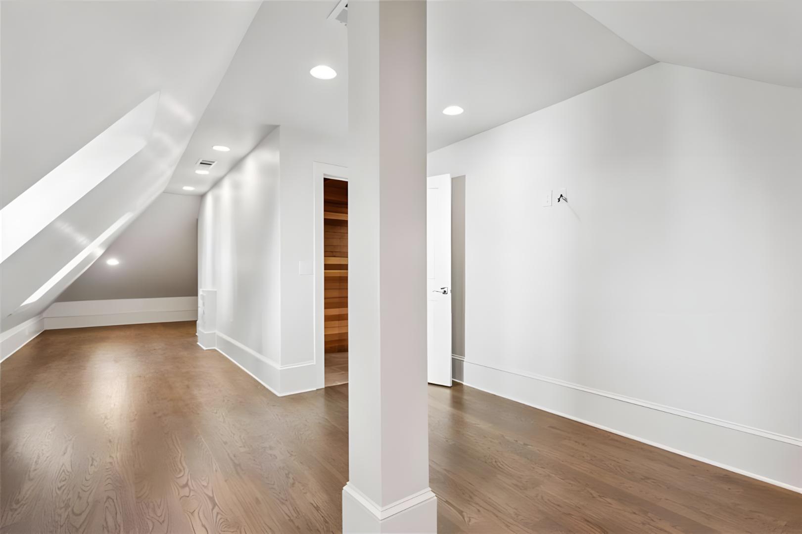attic 2 with column